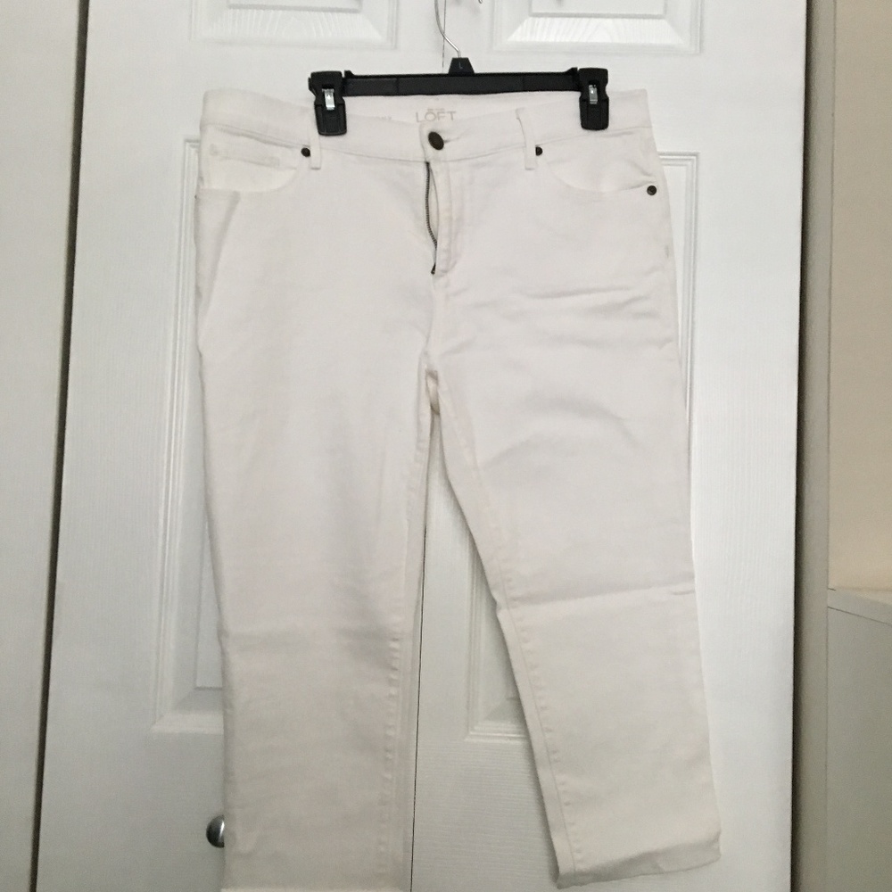 LOFT Relaxed Skinny Cropped White Jeans